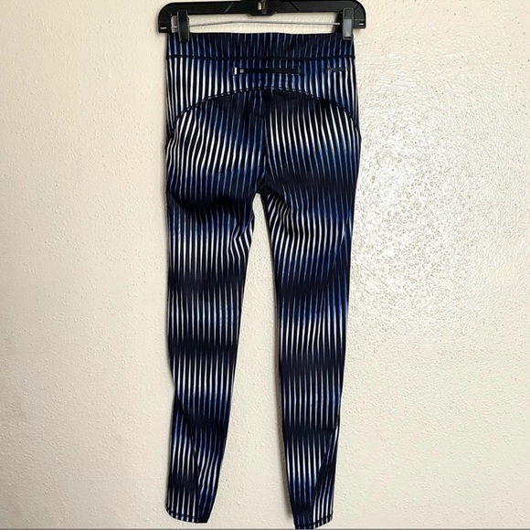 NWT Ivy Park leggings size L - Picture 9 of 11